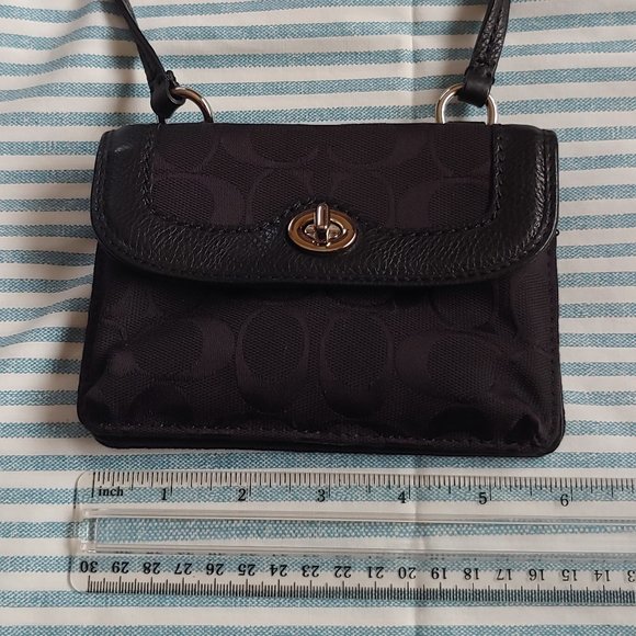 Coach Cloth Cross-body - Picture 6 of 6